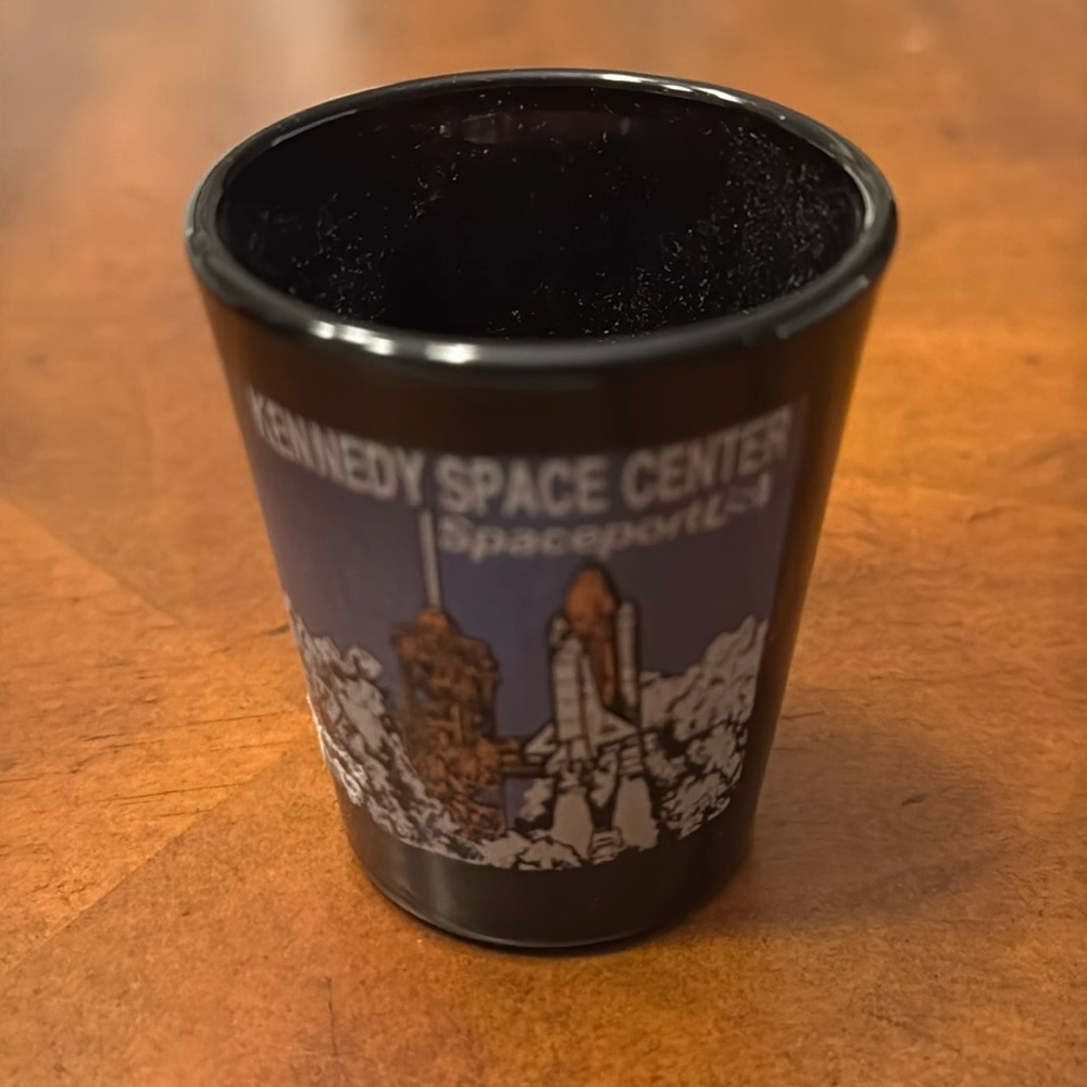 2/$5 Kennedy Space Center Spaceport USA Multicolored on black Glass